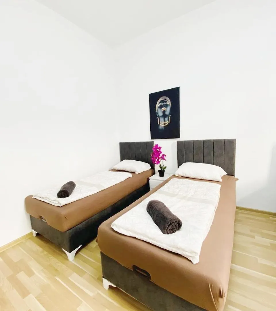 Family Studio In Schoenbrunn Area Wien 0*,